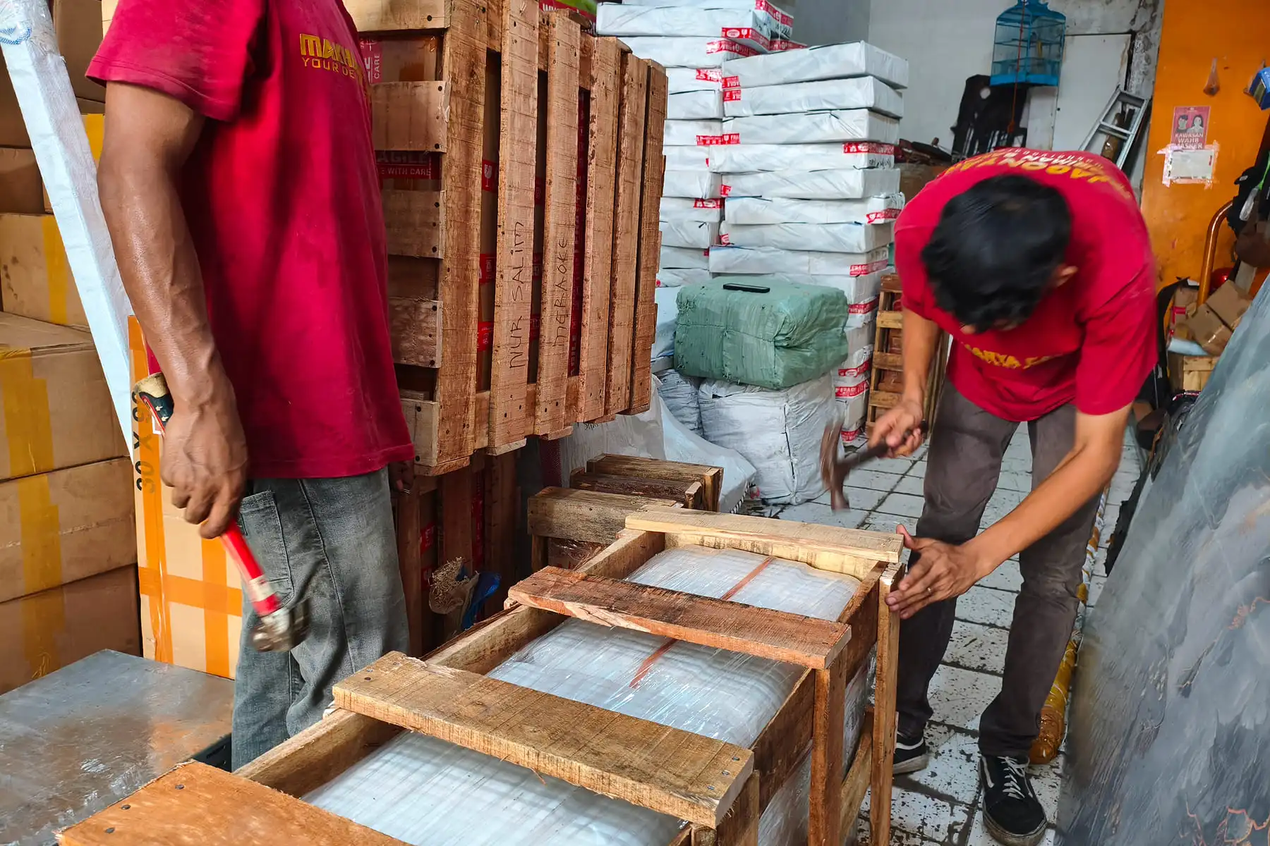 ekspedisi murah Surabaya Palopo dengan tarif cargo terjangkau