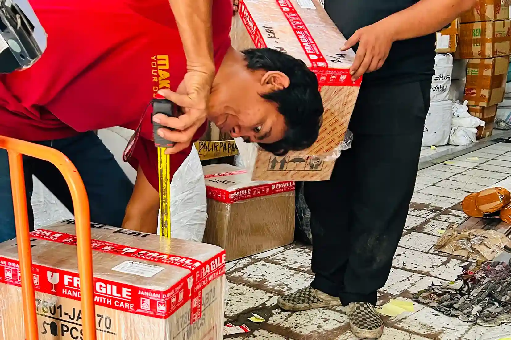 Cara Memilih Ekspedisi Terbaik ke Palopo Aman & Terpercaya 9 Cara Memilih Ekspedisi Terbaik ke Palopo