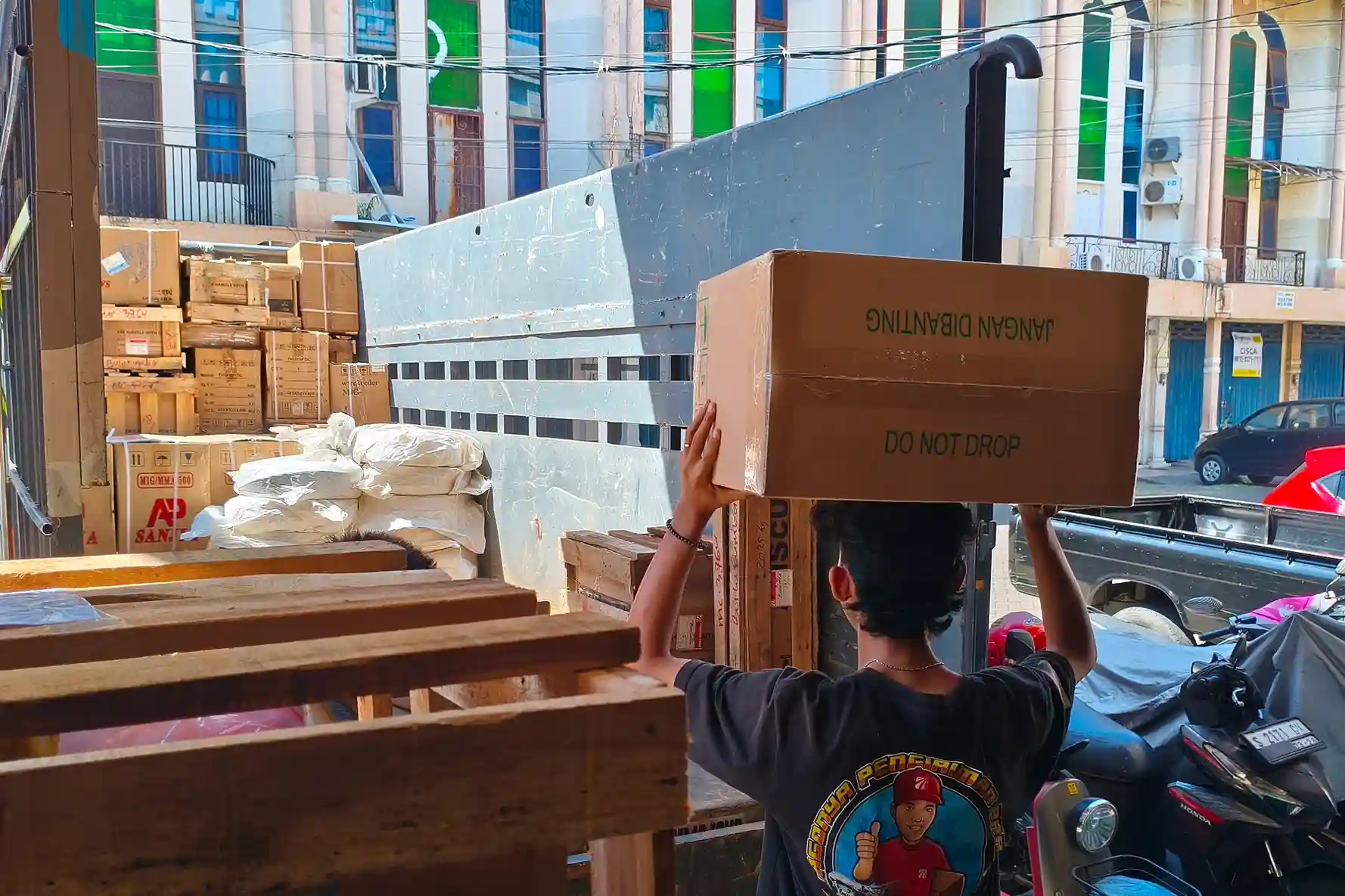 Pengiriman Profesional ke Palopo