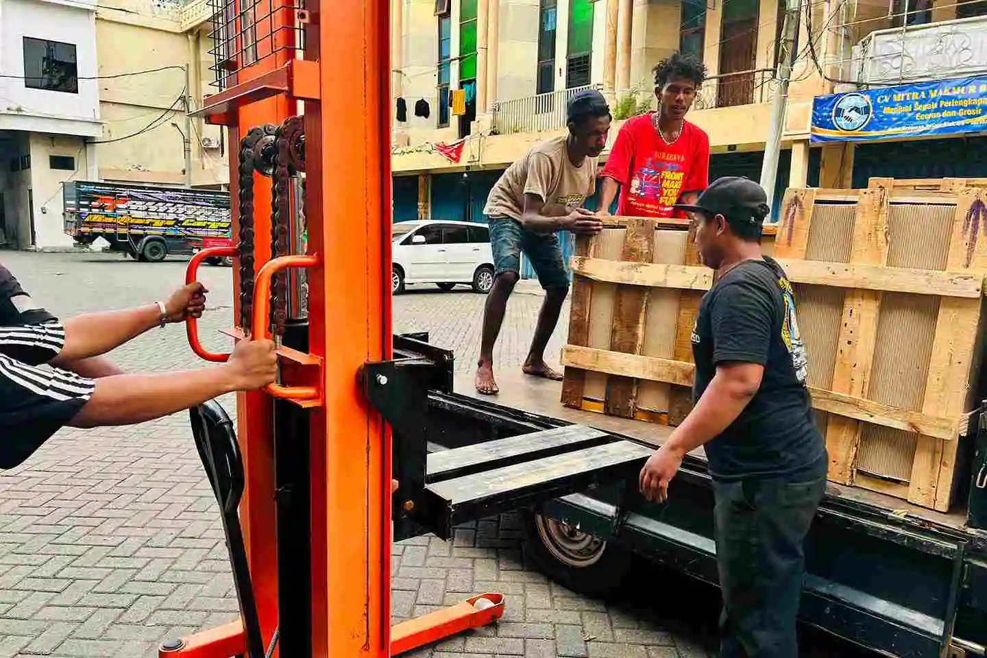 packing aman untuk pengiriman cargo