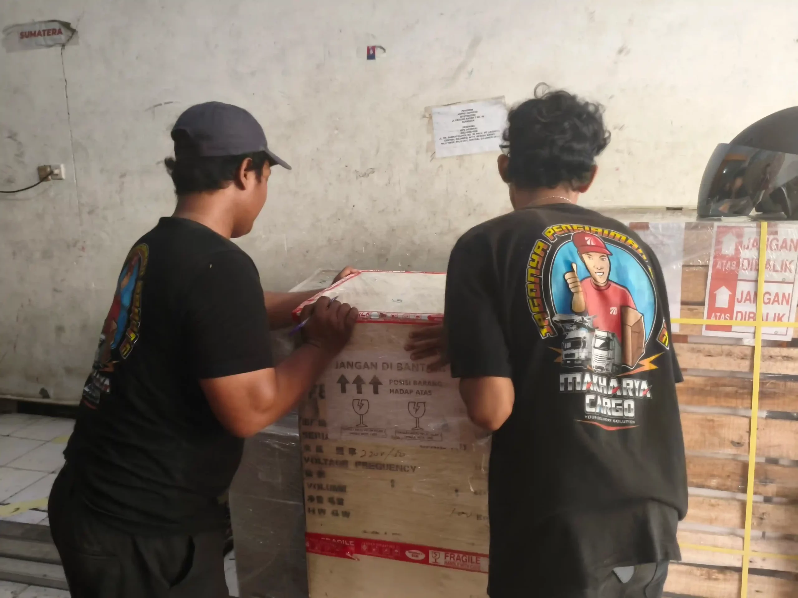 Cargo Bisnis Gorontalo: Solusi Pengiriman Barang Cepat, Aman, dan Terjangkau 9 Cargo Bisnis Gorontalo layanan pengiriman barang cepat dan aman ke seluruh Indonesia Timur
