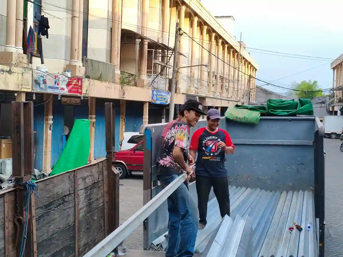 Cargo Distributor Murah Gorontalo dengan Layanan Cepat dan Aman 9 Cargo distributor murah Gorontalo layanan pengiriman barang cepat, aman, dan terjangkau ke seluruh Indonesia untuk kebutuhan bisnis dan UMKM