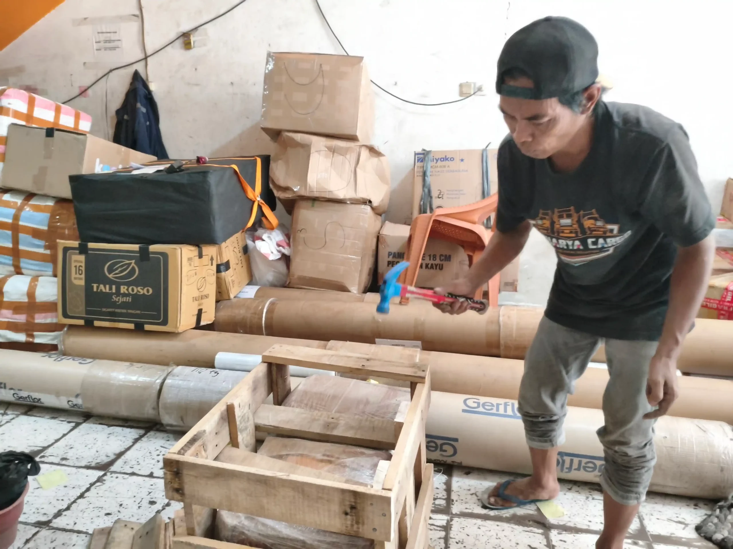 Ekspedisi Laut Surabaya ke Palopo
