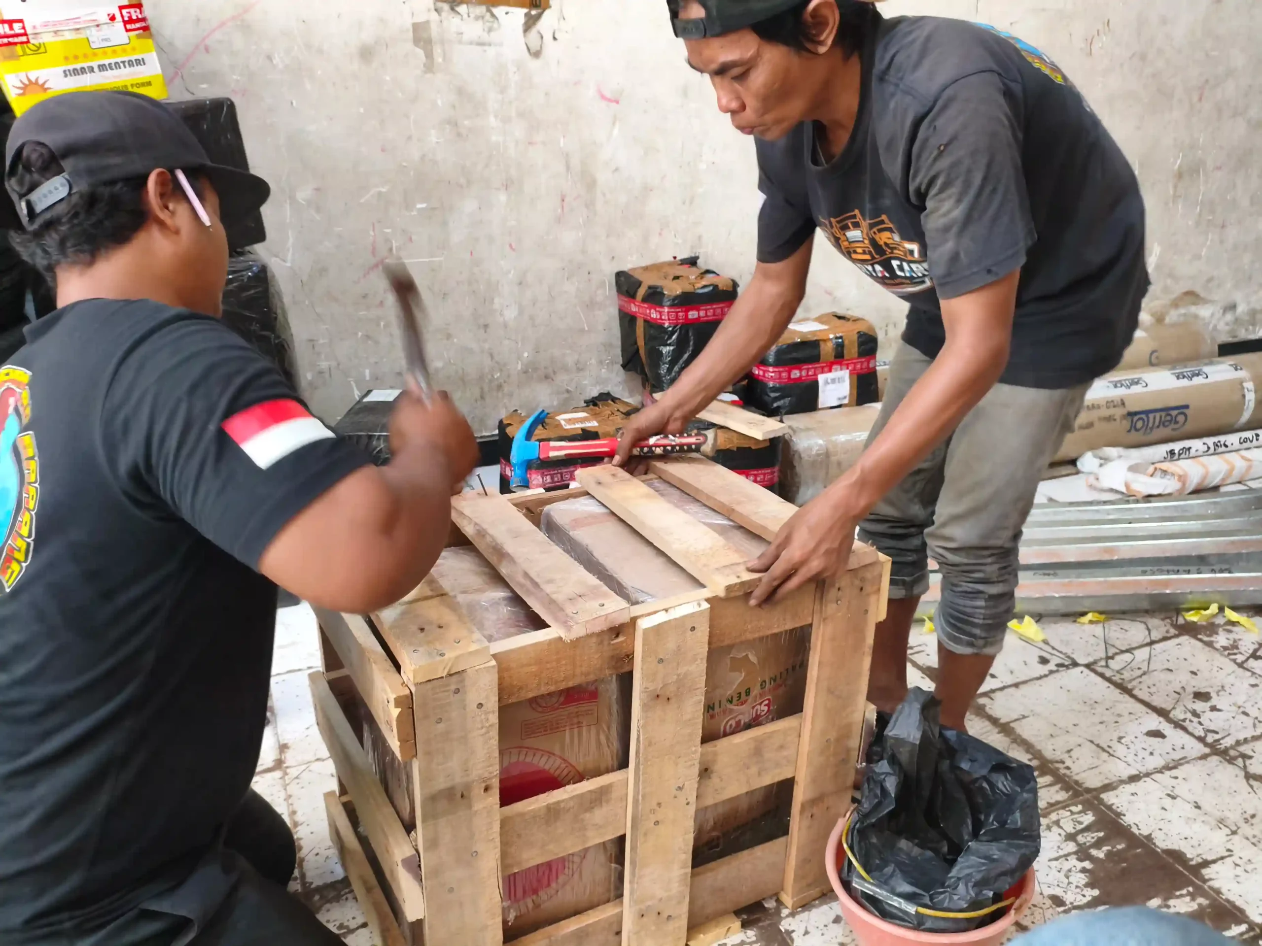 Cargo udara ke Palopo untuk pengiriman barang cepat dan aman