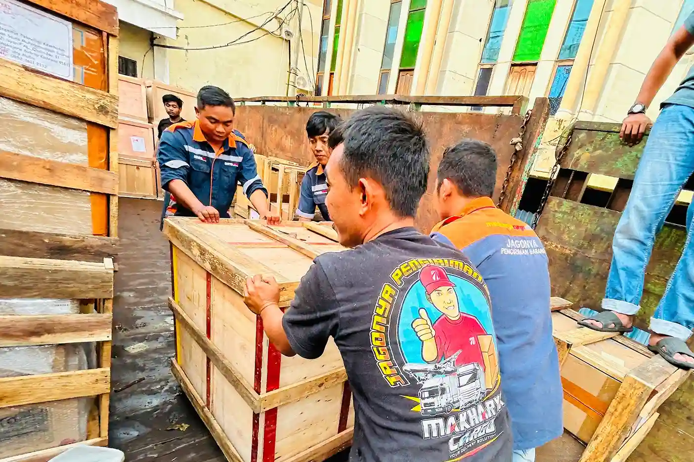 Cara Tracking Cargo ke Manado agar Pengiriman Mudah Dipantau