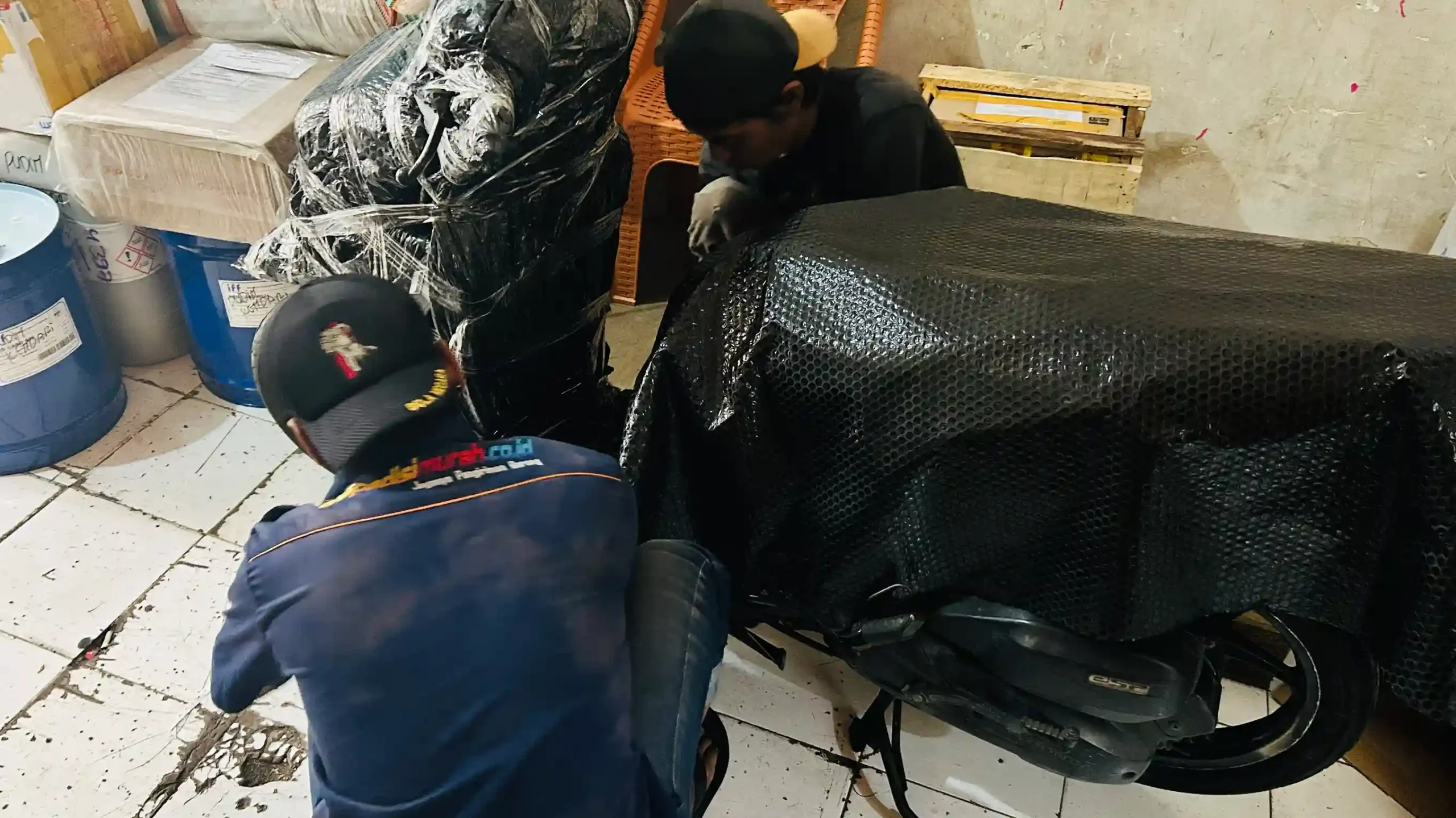Ekspedisi udara Surabaya ke Palopo untuk pengiriman cepat dan aman