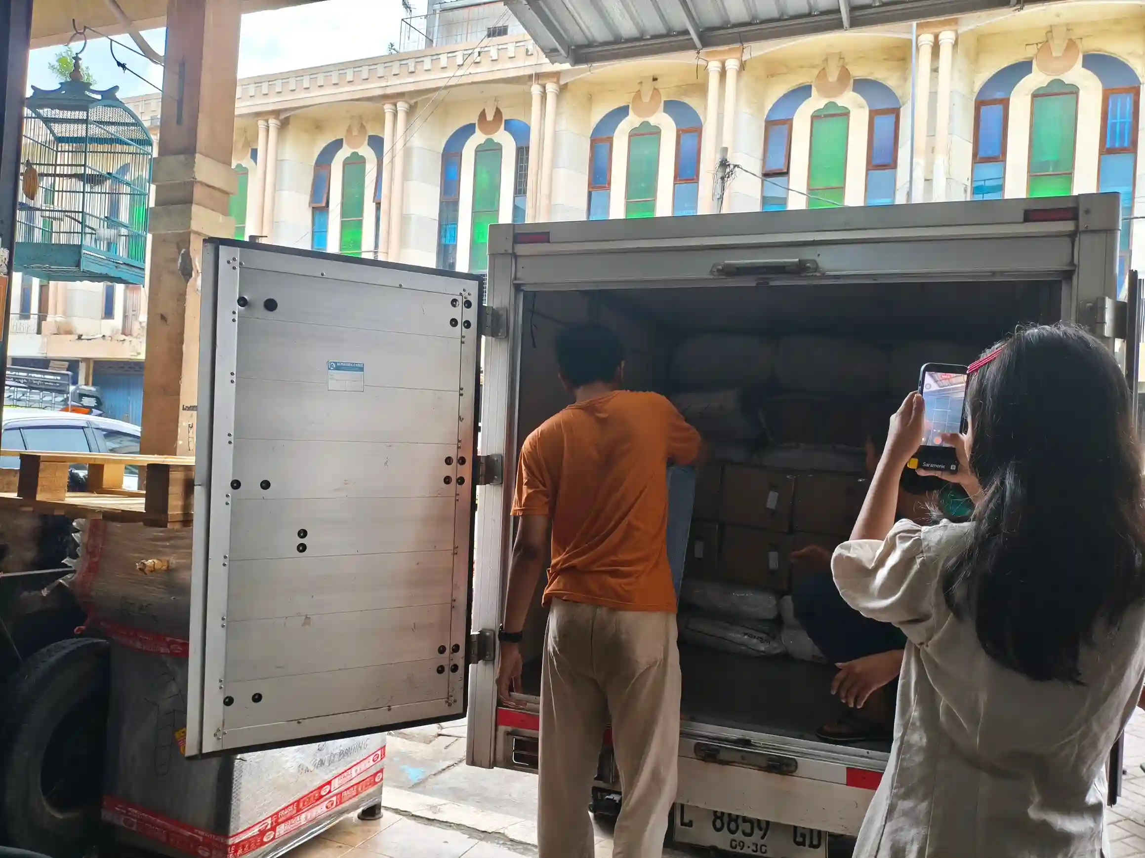 Cargo Laut Profesional Gorontalo Murah dan Terpercaya 9 Jasa cargo laut Gorontalo profesional untuk pengiriman barang skala kecil dan besar