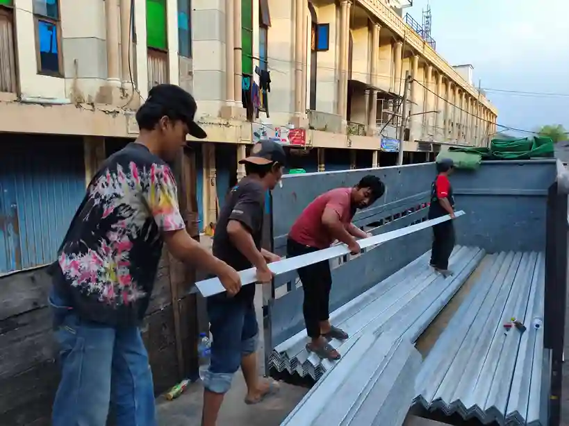 Jasa Kirim Besar Gorontalo untuk pengiriman barang skala besar yang aman, cepat, dan terjangkau melalui layanan cargo dan ekspedisi antar pulau