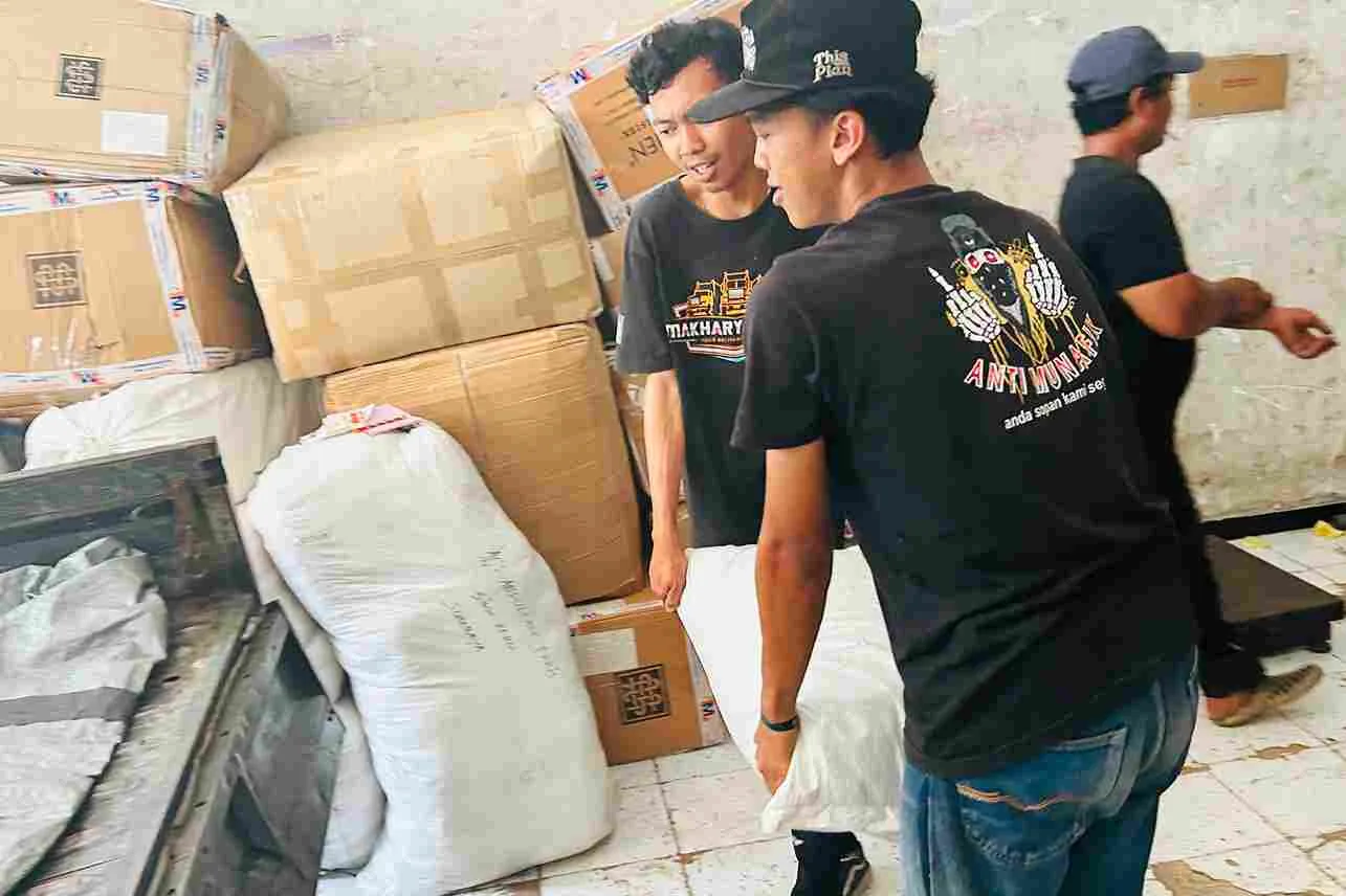 Tarif Murah ke Gorontalo Terbaru Di 2026 8 Gudang logistik ekspedisi sebelum distribusi barang