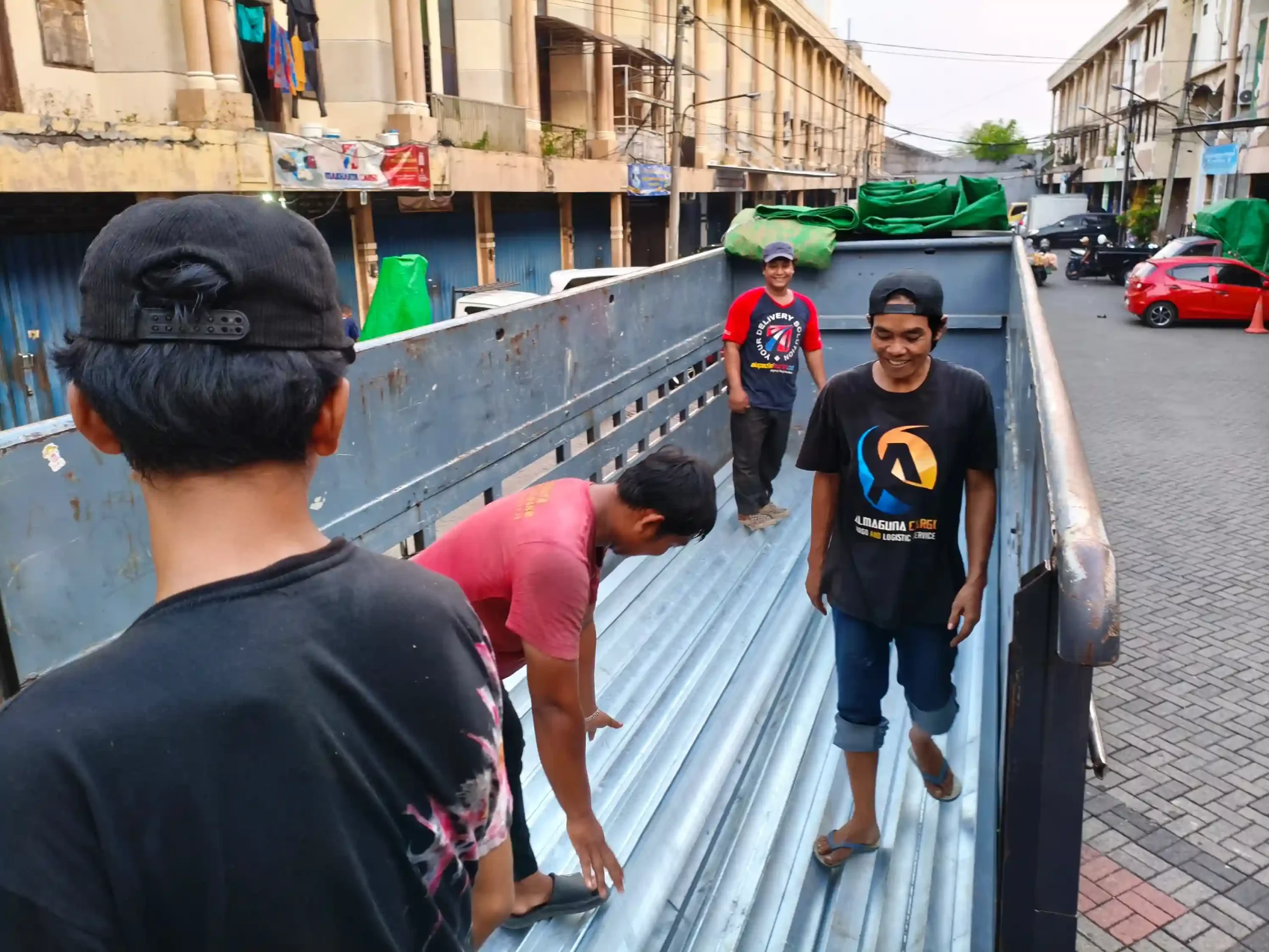 Kirim Barang Pecah Belah Gorontalo dengan packing kayu aman dan jasa cargo profesional terpercaya