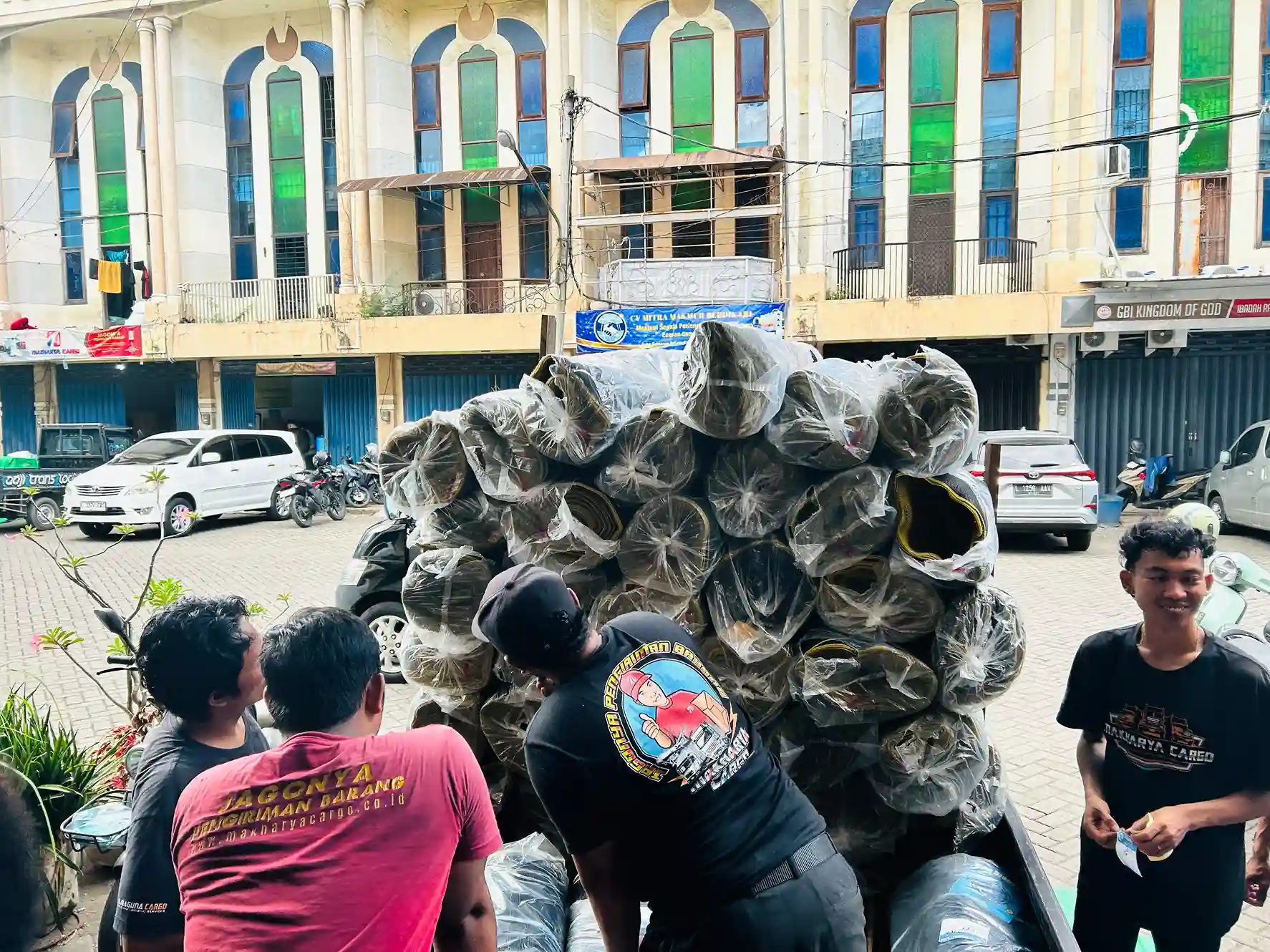 Ongkir Mesin Gorontalo Murah dan Terpercaya untuk Pengiriman Industri 9 Ongkir Mesin Gorontalo layanan ekspedisi cargo pengiriman mesin industri dari Surabaya ke Gorontalo aman dan terpercaya