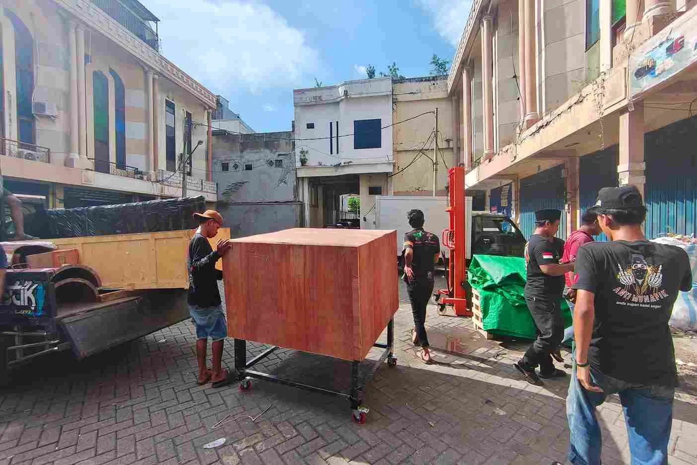 Cargo Door to Door Murah Gorontalo 100% Terpercaya & Aman 8 pengiriman door to door gorontalo
