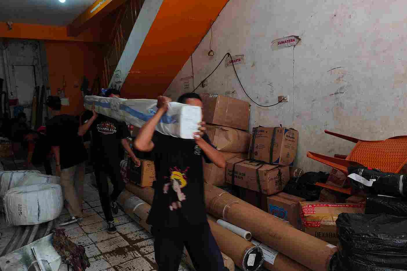 simulasi ongkir cargo surabaya palopo