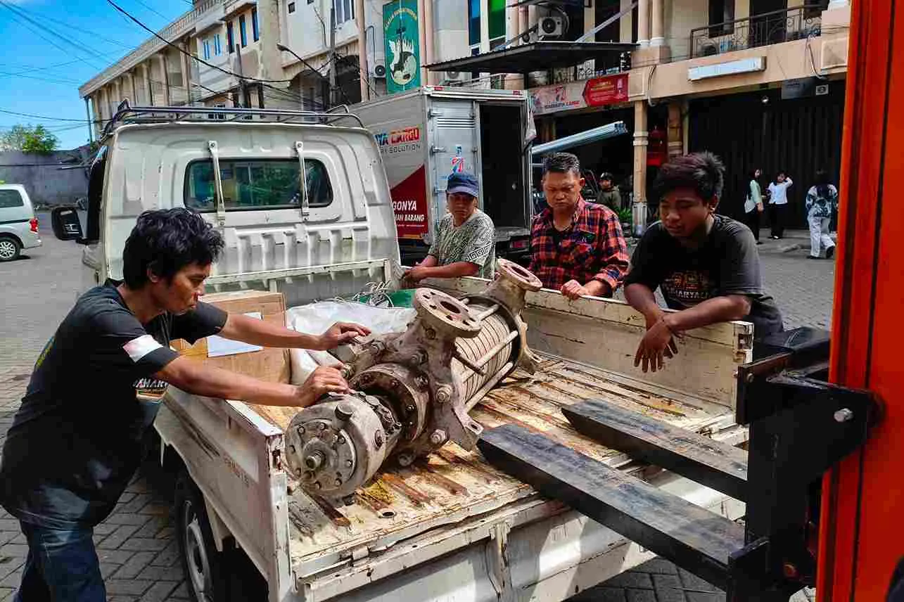 tracking cargo palopo online