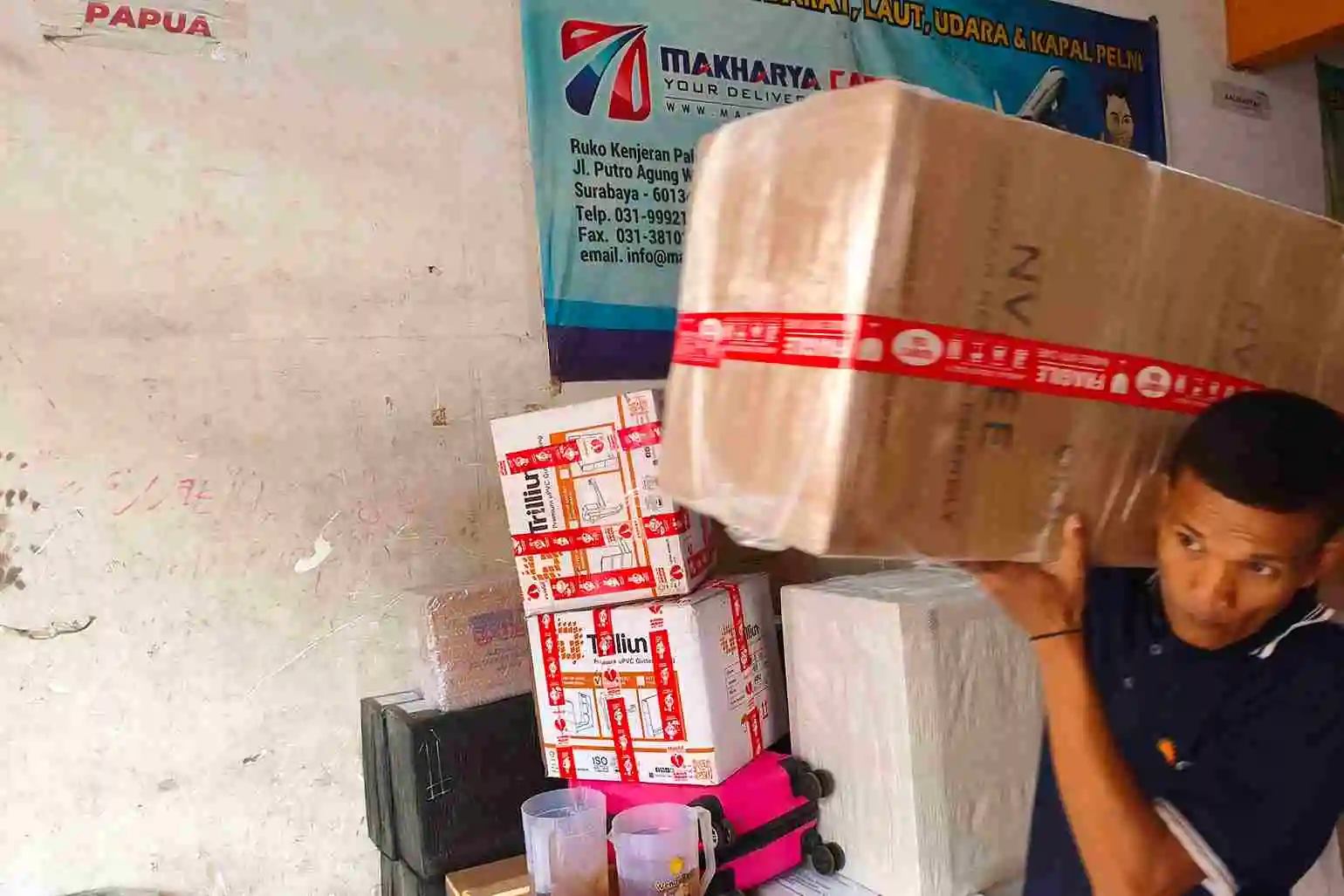 sistem konsolidasi cargo laut ke Manado