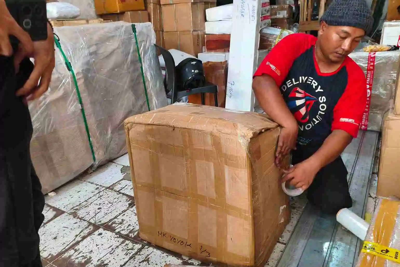 Cara Kerja Gudang Transit ke Manado Terbaru 2026 9 gudang transit untuk ekspedisi