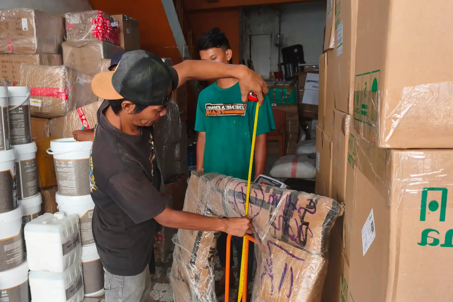 Barang Yang Bisa Dikirim Surabaya Tapin Dengan Cargo Aman 8 Kirim mebel ke Tapin menggunakan pengiriman cargo