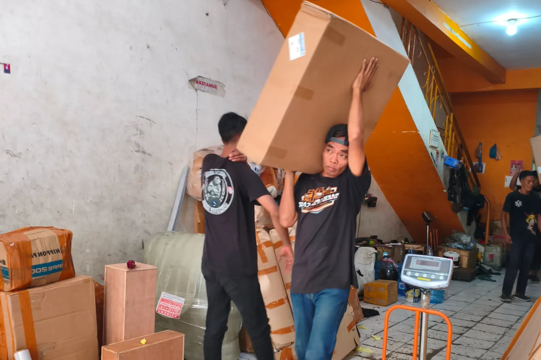 Lama pengiriman Surabaya Buntok melalui jalur cargo